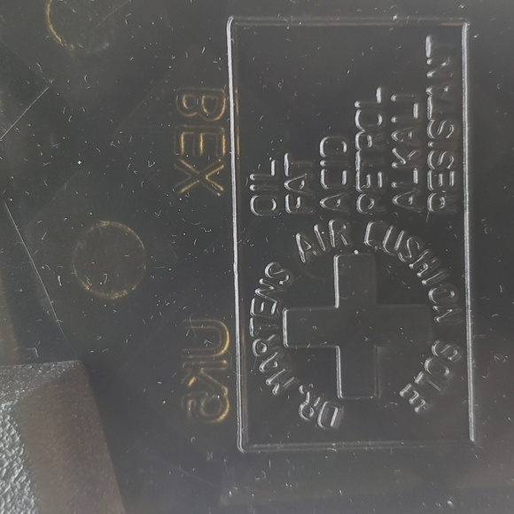 291- Dr. Martens AirWair White Leather Platform Shoes Size 7W / 6M NWT – Unisex - Picture 10 of 13